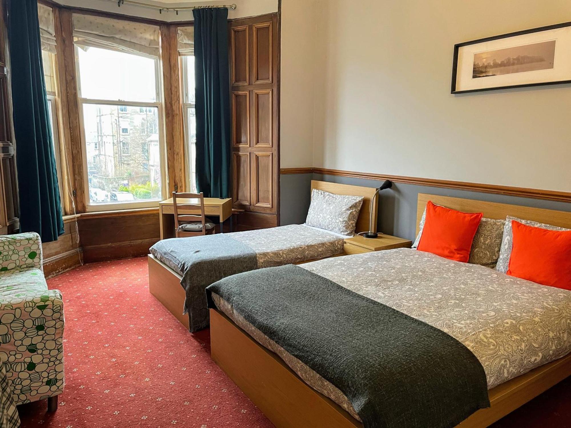 Airdenair Guest House Edinburgh Bagian luar foto